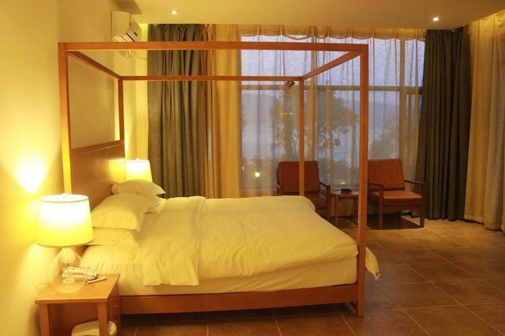 Magpies Habitat Erhai Resort Hotel Dengchuan Exterior photo